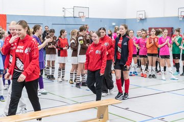 Bild 32 - C-Juniorinnen 2 Loewinnen Cup